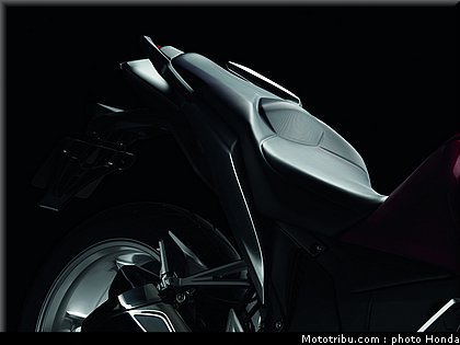 honda_1200vfr_2010_0080.jpg
