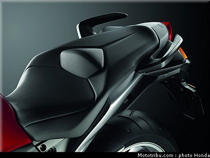honda_1200vfr_2010_0081.jpg