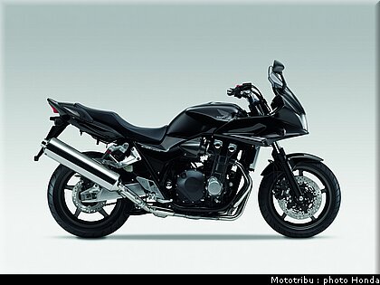 honda_cb1300sc_abs_2010_3.jpg