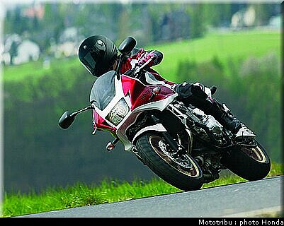 tnhonda_cb1300sc_abs_2010_1.jpg