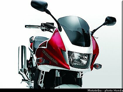 tnhonda_cb1300sc_abs_2010_5.jpg