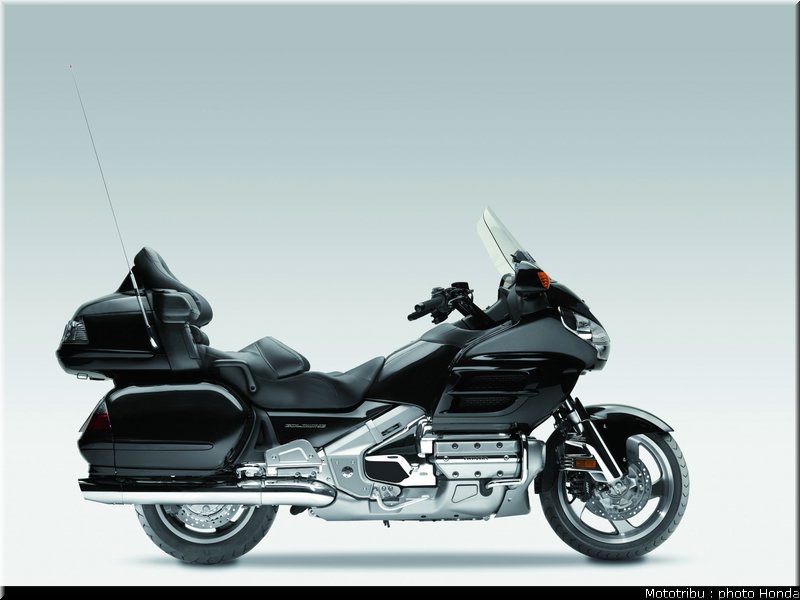 honda_goldwing_2010_014