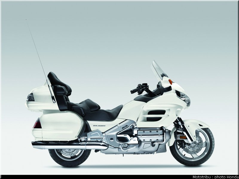 honda_goldwing_2010_015
