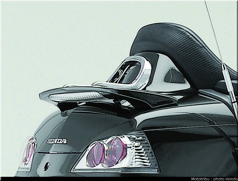honda_goldwing_2010_022