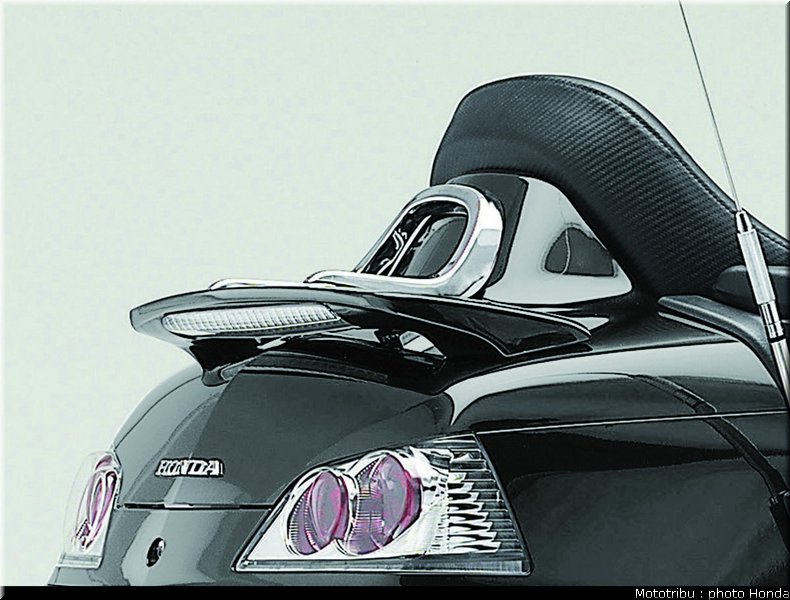 honda_goldwing_2010_026