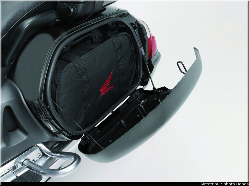 honda_goldwing_2010_027