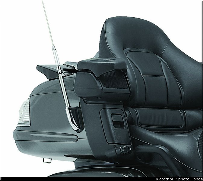 honda_goldwing_2010_030