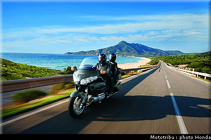 honda_goldwing_2010_002.jpg