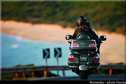 honda_goldwing_2010_003.jpg