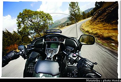 honda_goldwing_2010_010.jpg