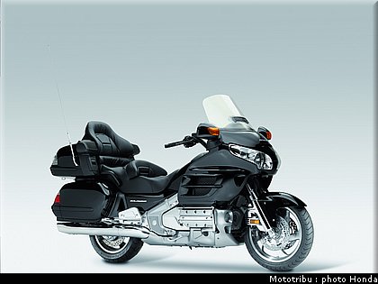 honda_goldwing_2010_020.jpg