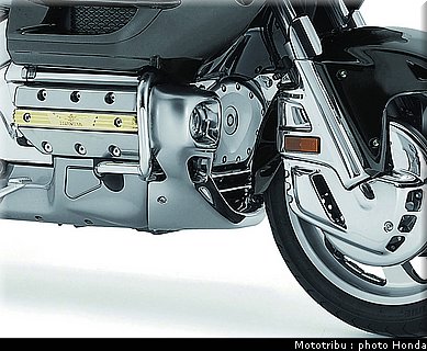 honda_goldwing_2010_023.jpg