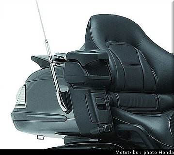 honda_goldwing_2010_030.jpg