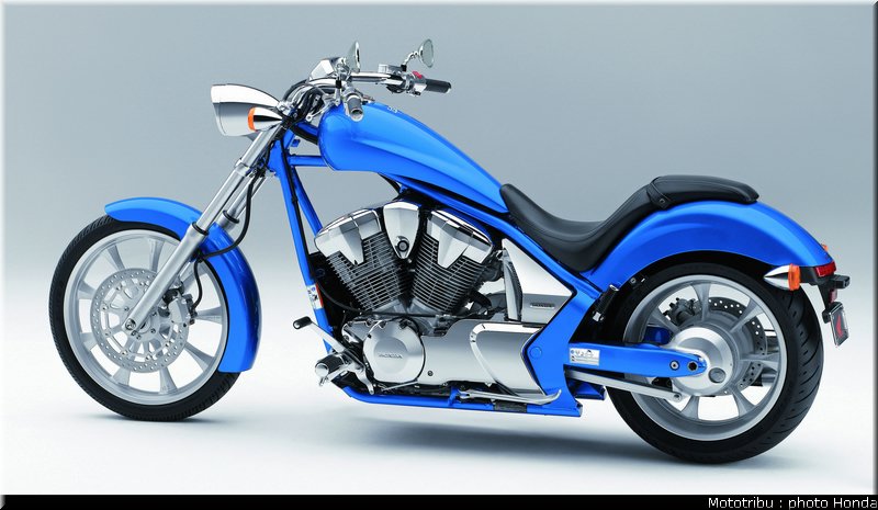 honda_vt1300cx_2010_009