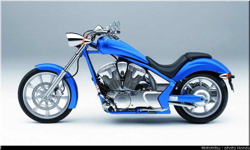 honda_vt1300cx_2010_011