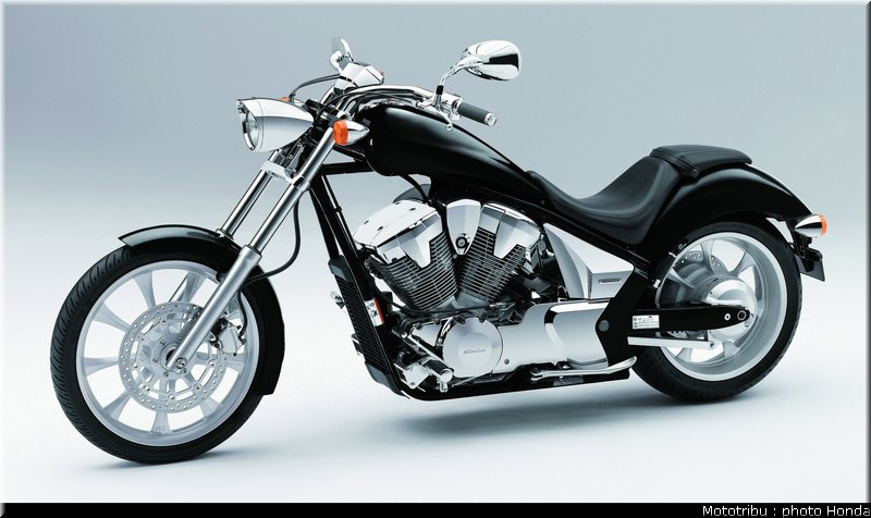 honda_vt1300cx_2010_015