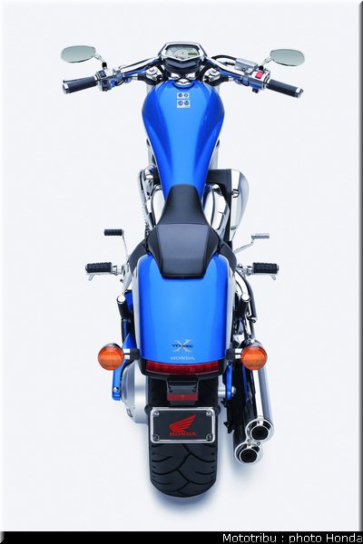 honda_vt1300cx_2010_017