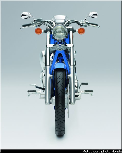 honda_vt1300cx_2010_018