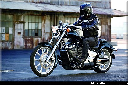 honda_vt1300cx_2010_001.jpg