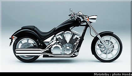 honda_vt1300cx_2010_016.jpg