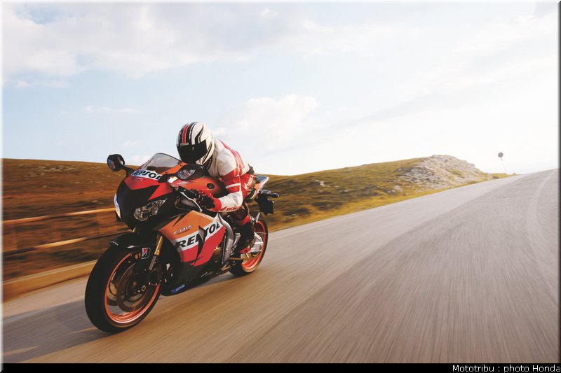 honda_1000_cbr_rr_2011_006