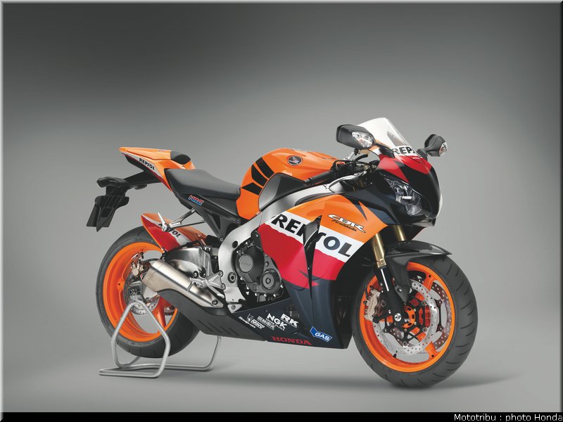honda_1000_cbr_rr_2011_013
