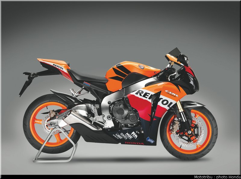 honda_1000_cbr_rr_2011_015