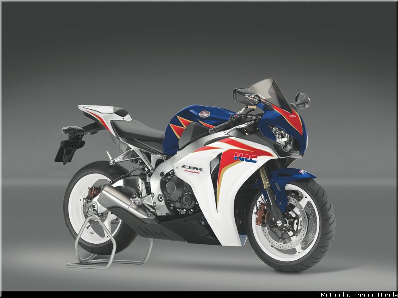 honda_1000_cbr_rr_2011_022