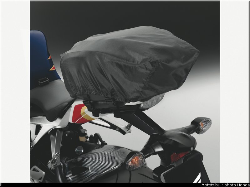 honda_1000_cbr_rr_2011_041