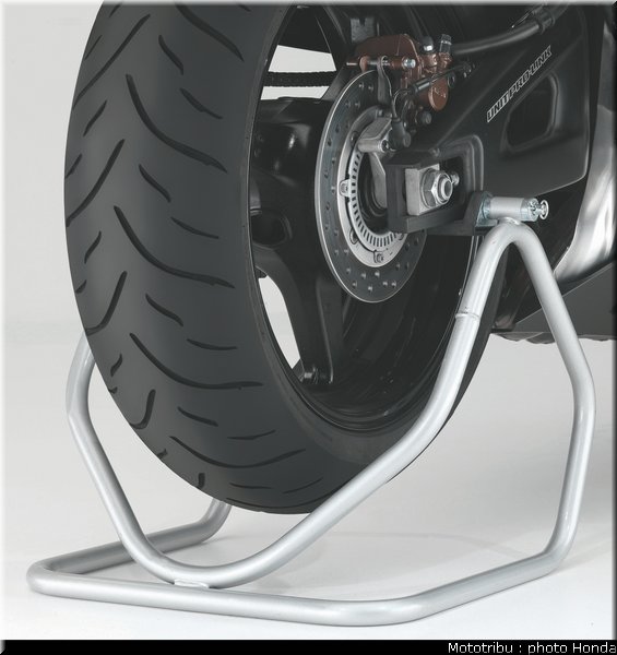 honda_1000_cbr_rr_2011_042