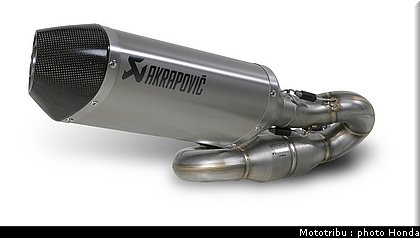 honda_1000_cbr_rr_2011_052.jpg