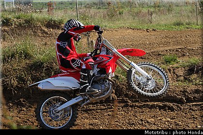 honda_crf_450_2011_008.jpg