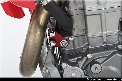 honda_crf_450_2011_017.jpg
