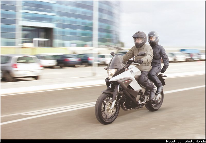 honda_cross_runner_2011_001