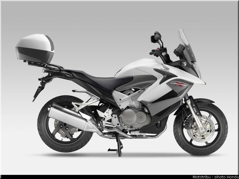 honda_cross_runner_2011_030
