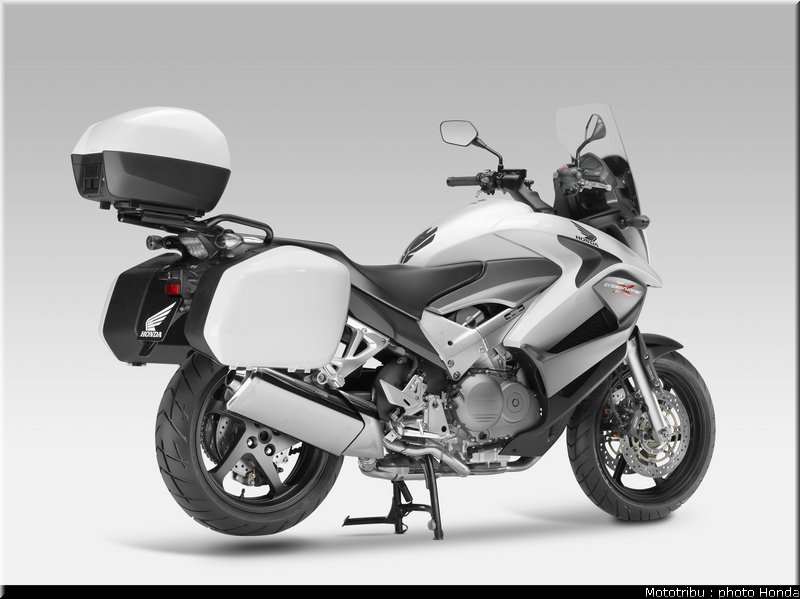 honda_cross_runner_2011_036