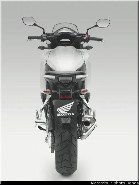 honda_cross_runner_2011_041