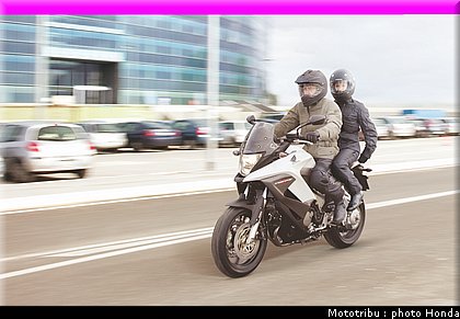 honda_cross_runner_2011_001.jpg