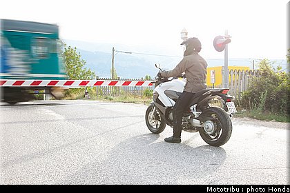 honda_cross_runner_2011_002.jpg