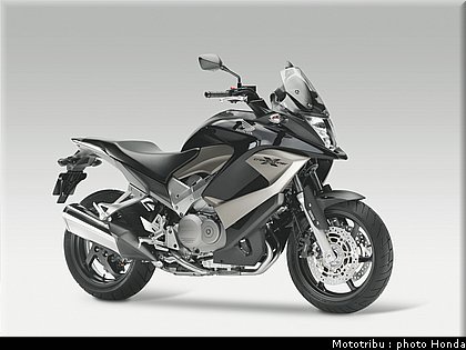 honda_cross_runner_2011_015.jpg