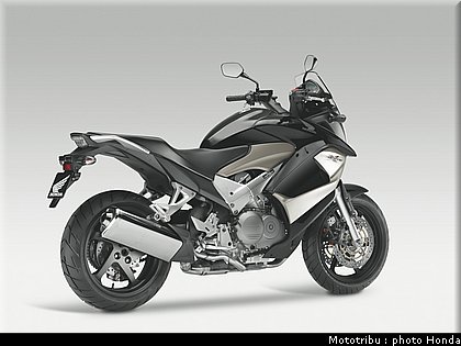honda_cross_runner_2011_016.jpg