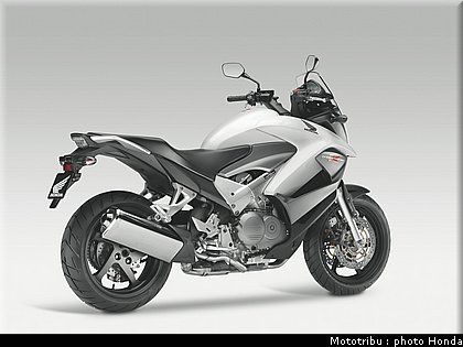 honda_cross_runner_2011_021.jpg