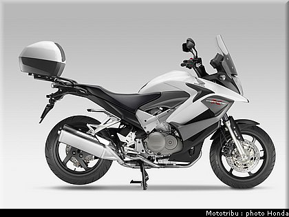 honda_cross_runner_2011_030.jpg