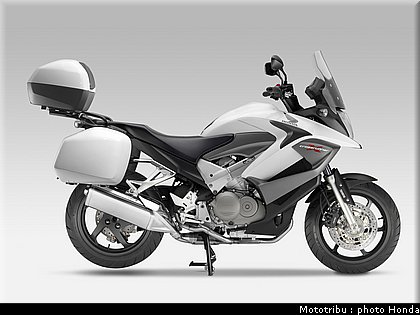 honda_cross_runner_2011_035.jpg