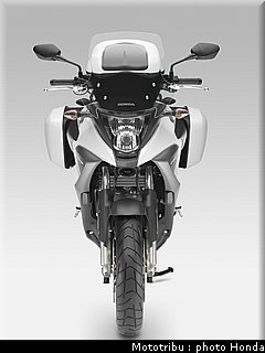 honda_cross_runner_2011_038.jpg