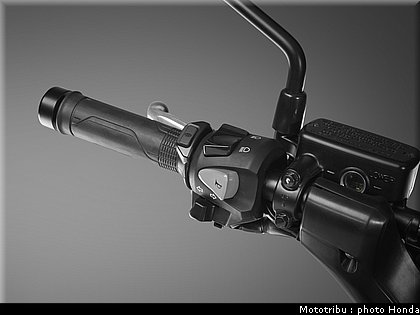 honda_cross_runner_2011_046.jpg