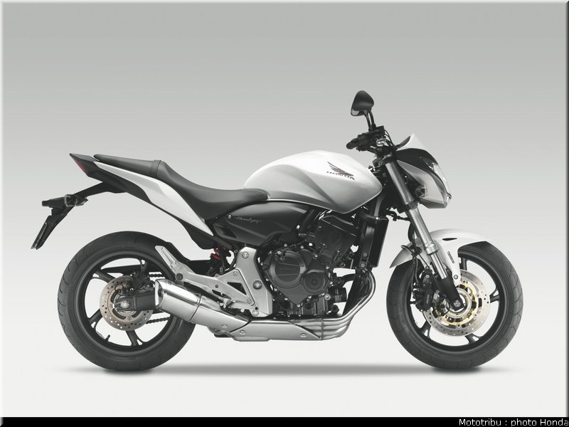 honda_hornet_600_cbf_2011_021