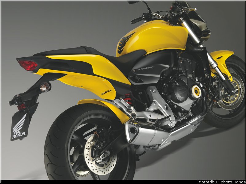 honda_hornet_600_cbf_2011_032