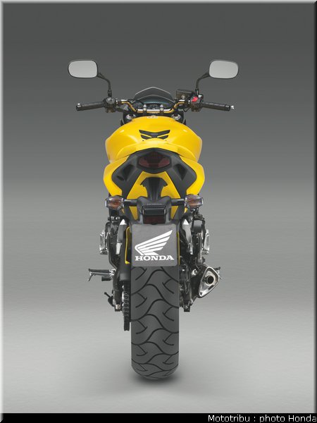 honda_hornet_600_cbf_2011_039