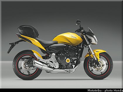 honda_hornet_600_cbf_2011_014.jpg